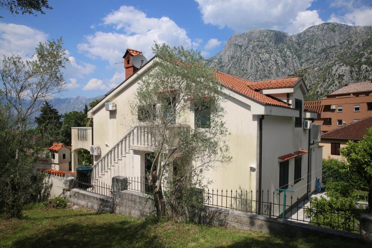 Apartmani Dijana 2 Cattaro Esterno foto