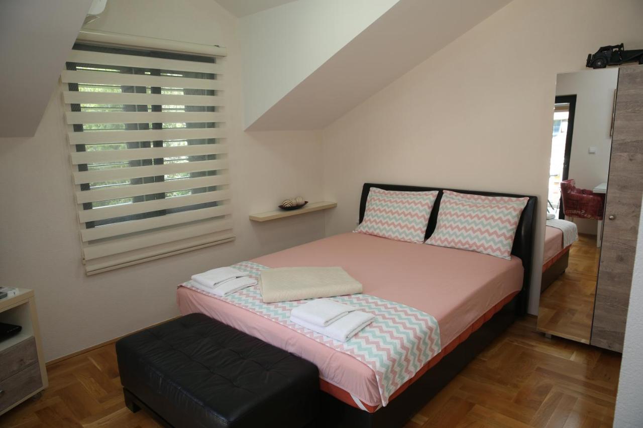 Apartmani Dijana 2 Cattaro Esterno foto