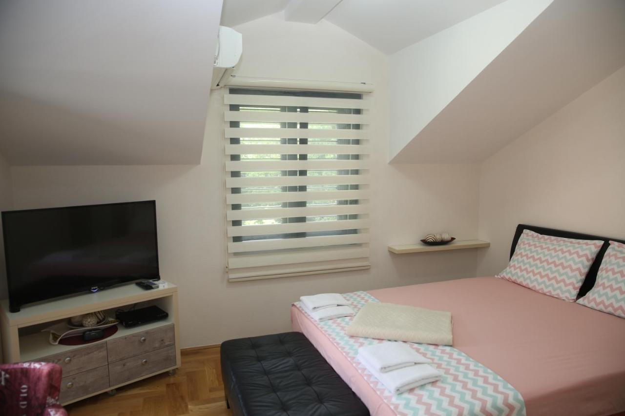 Apartmani Dijana 2 Cattaro Esterno foto