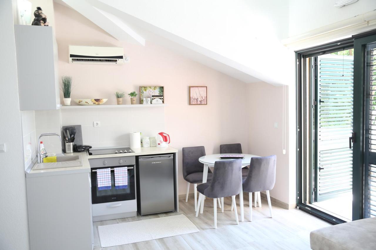 Apartmani Dijana 2 Cattaro Esterno foto