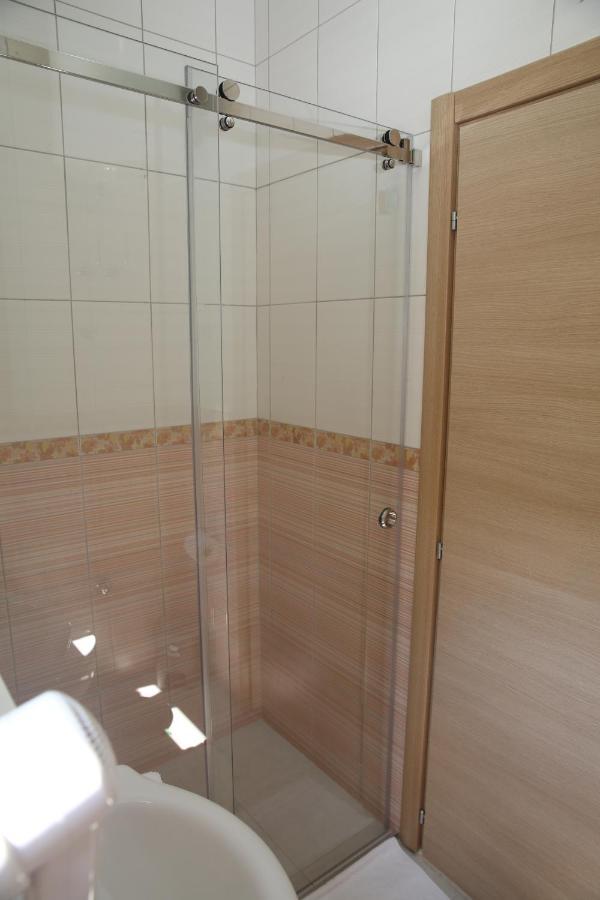 Apartmani Dijana 2 Cattaro Esterno foto