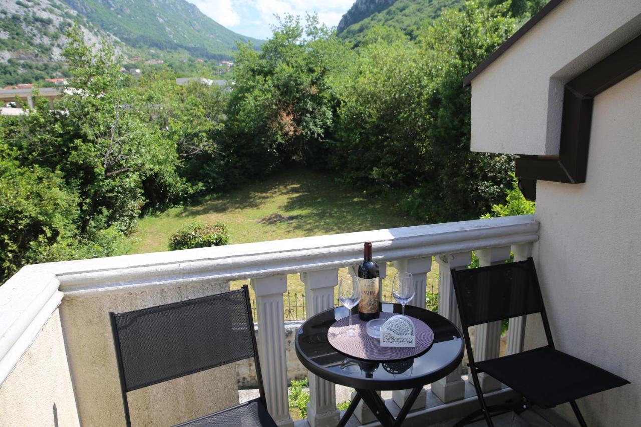 Apartmani Dijana 2 Cattaro Esterno foto